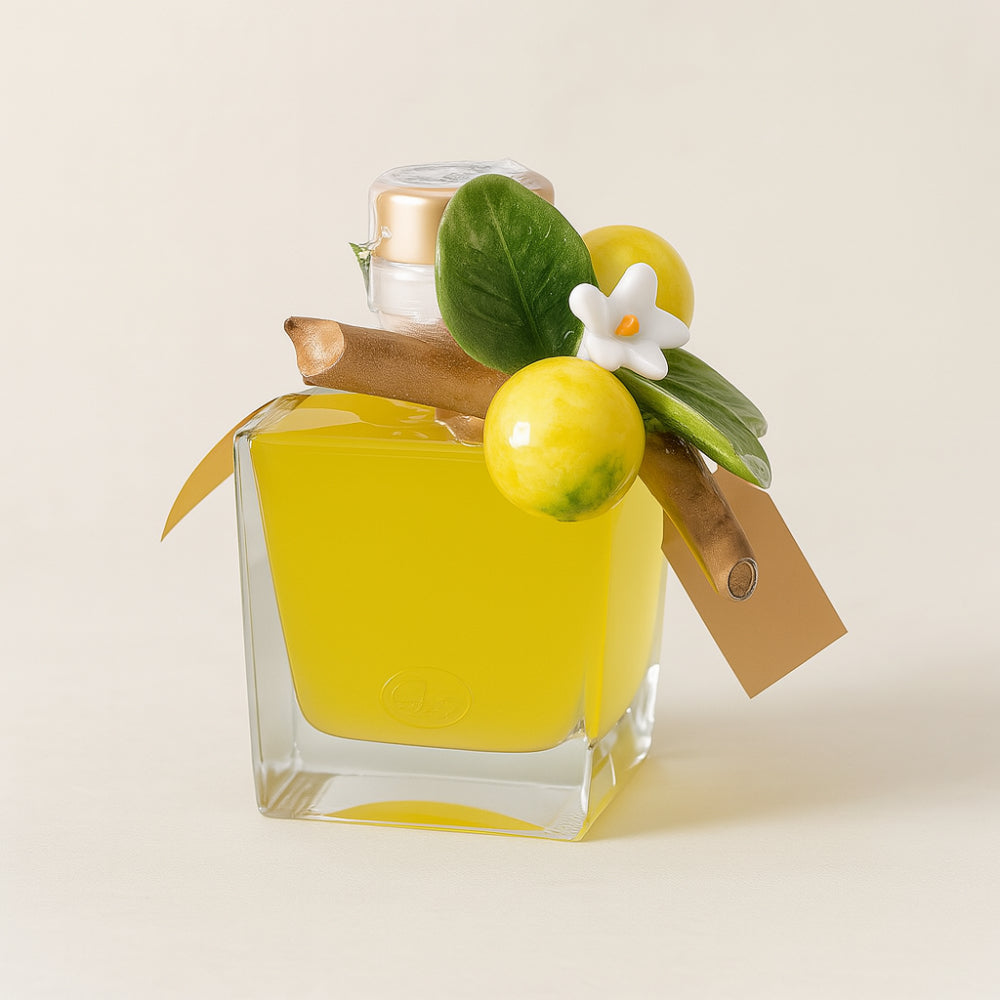 Bottiglia limoncello 200 ml Dea Capodimonte in ceramica artistica dipinta a mano