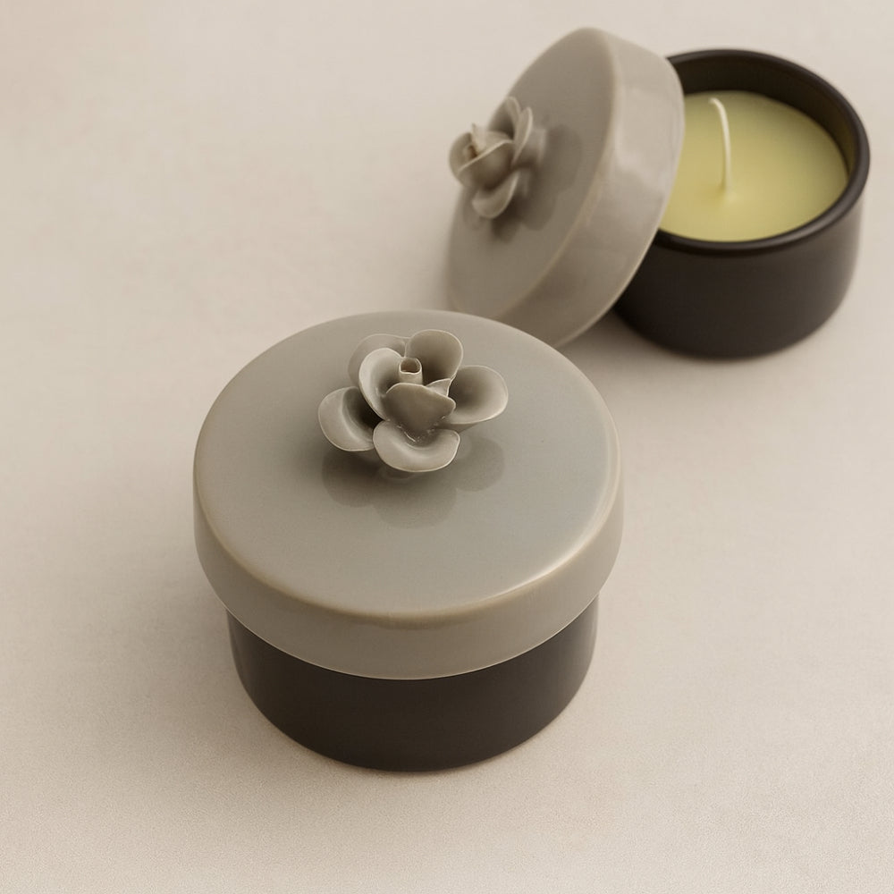 Candela profumata Elios in scatola di ceramica con tappo rosa 7