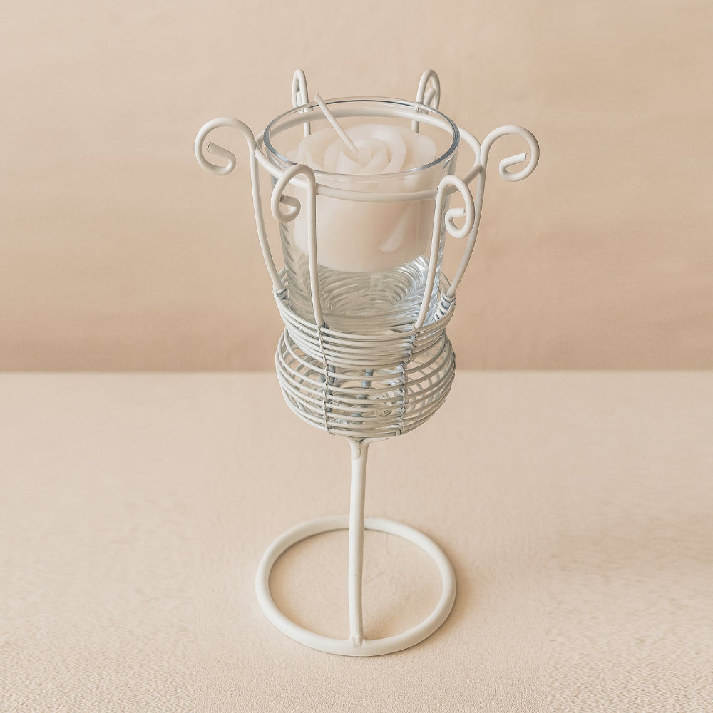 Candelabro decorativo bianco in stile country chic Arthesiana