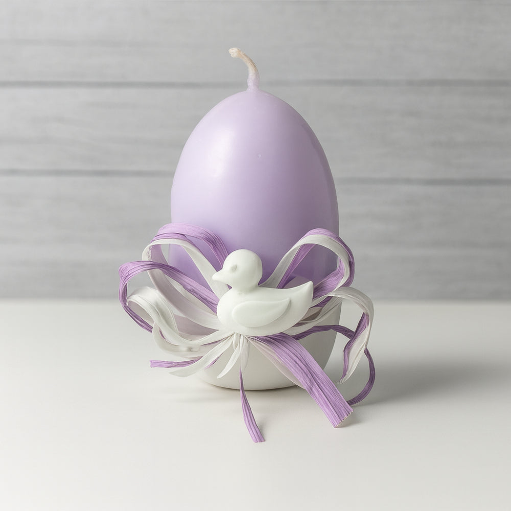 Cereria Parma Candela Uovo Pasquale Lilla con Base H11,5 cm