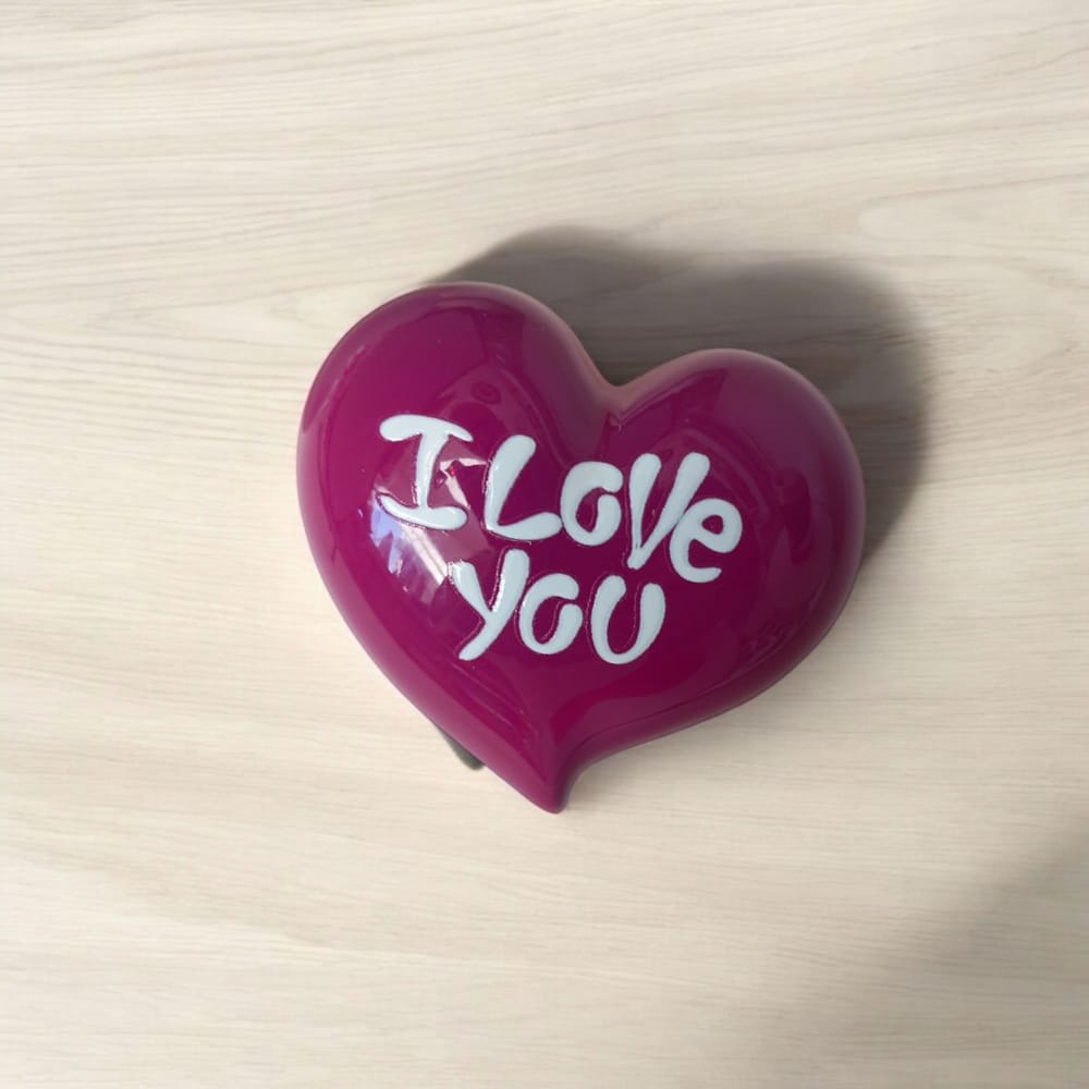 Cuore fuxia Capodimonte Sharon "I Love You" 9x7,5 cm – Decorazione d'amore Made in Italy