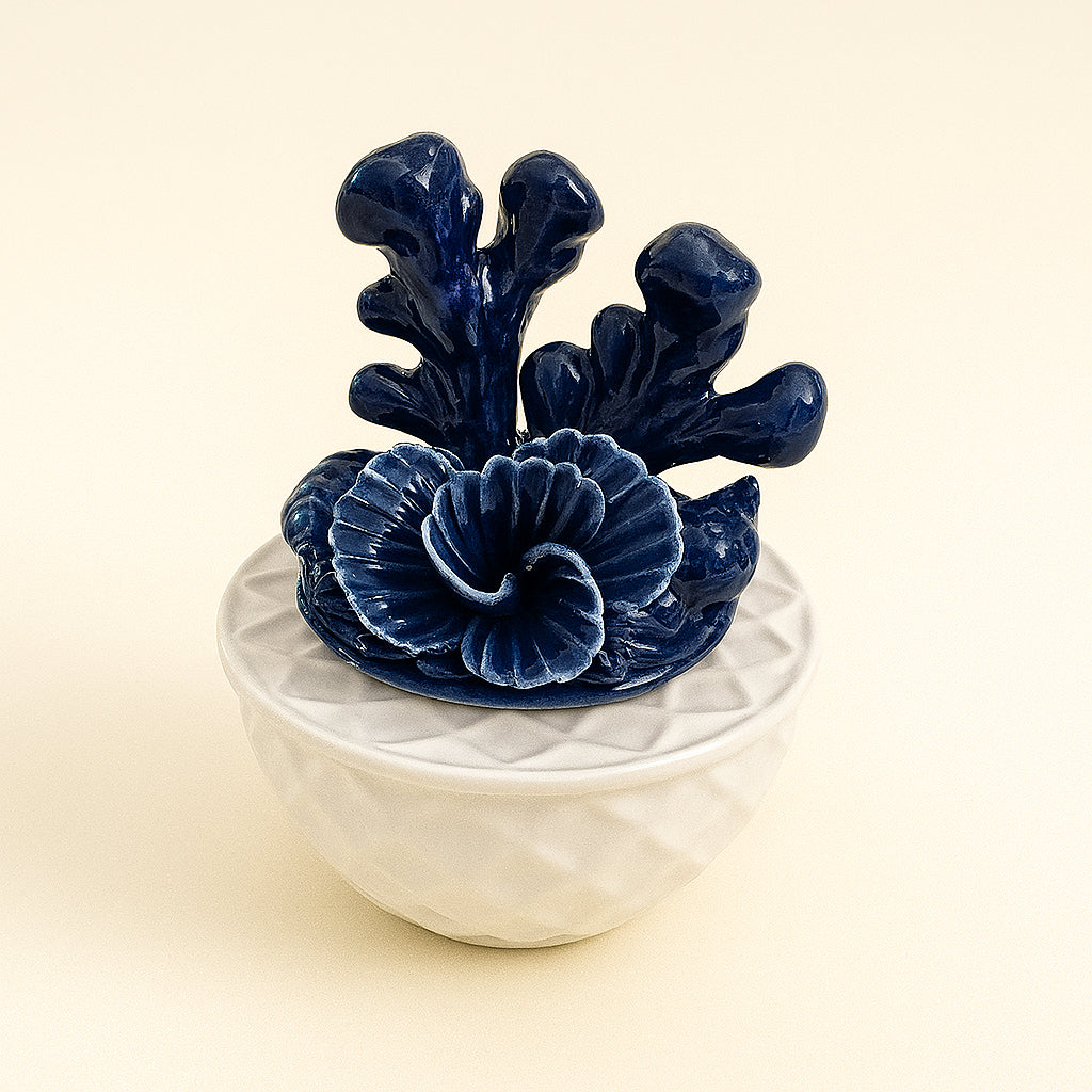 Diffusore d'ambiente Portofino Sharon in ceramica blu Ø11 x H12 cm con profumo e midollini – Le Favole