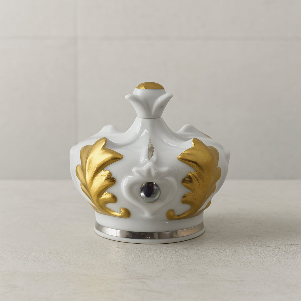 Diffusore in porcellana Sharon a forma di corona bianco e oro 15 cm – Le Favole