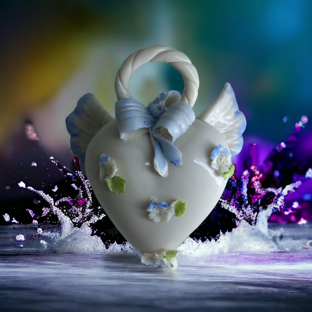 F.lli Majello Heart Powder with Wings Little Roses Porcelain 7x8 cm