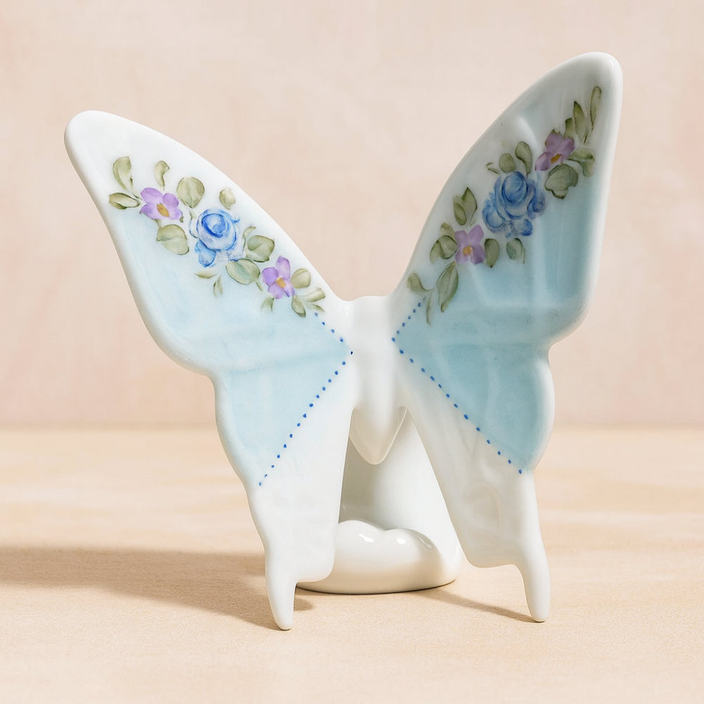 Farfalla in porcellana fine Sharon decorata con fiori H7,5x8 cm