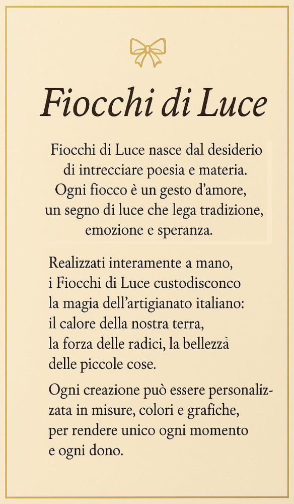 Fiocchi di Luce Christmas Carousel tamorra natalizia Ø10 cm con fiocco velluto rosso e decorazioni