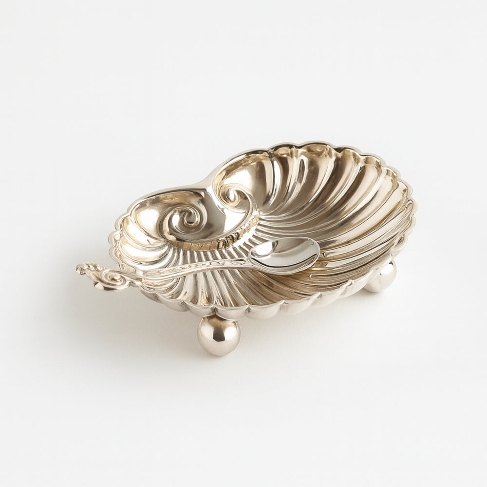 Salierina conchiglia Royal Family in sheffield 7x5x2 cm con cucchiaino