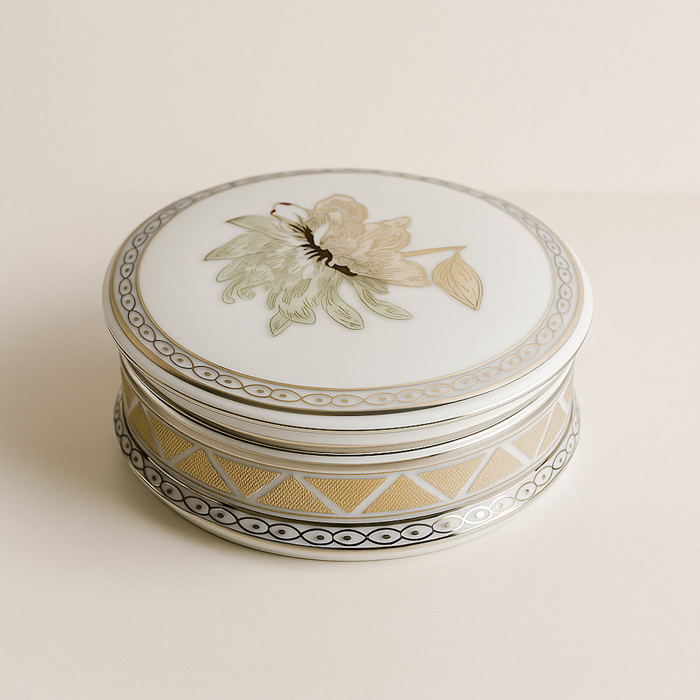 Scatola Limoges in porcellana con decoro floreale e filo platino 22K Ø12x3,2 cm