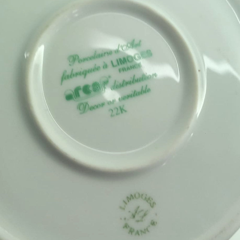 Scatola Limoges in porcellana con decoro floreale e filo platino 22K Ø12x3,2 cm