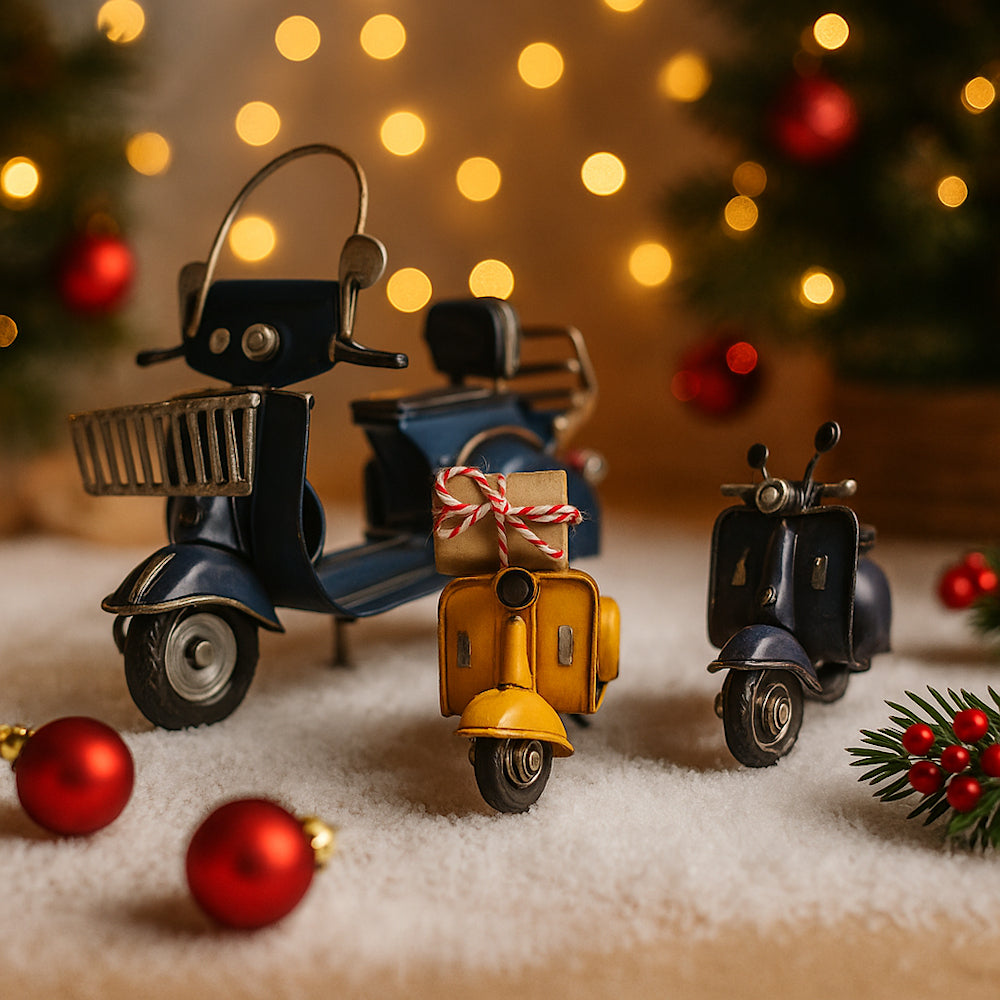 Set 3 Scooter Vespa Cuor Veloce Cuorematto in Latta Blu e Giallo