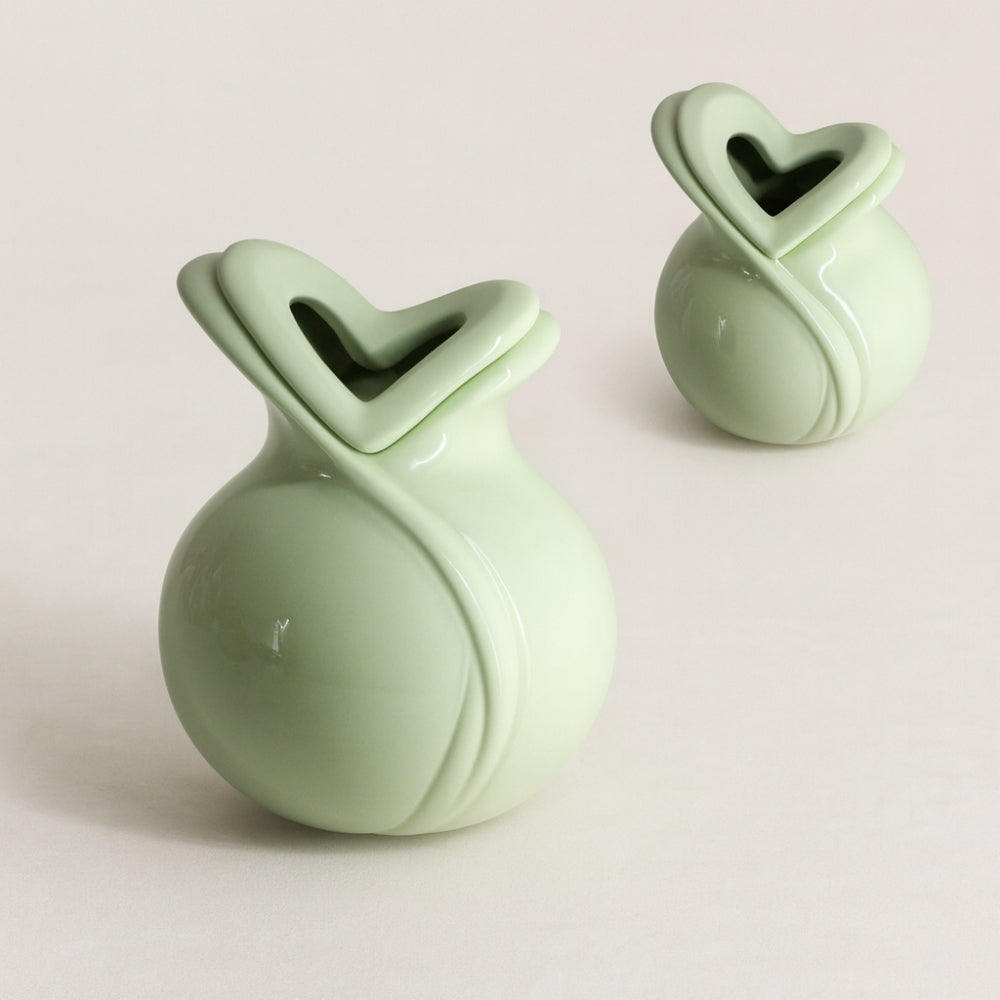 Vaso diffusore Weds decoro cuori in porcellana Made in Italy H 15x13 verde