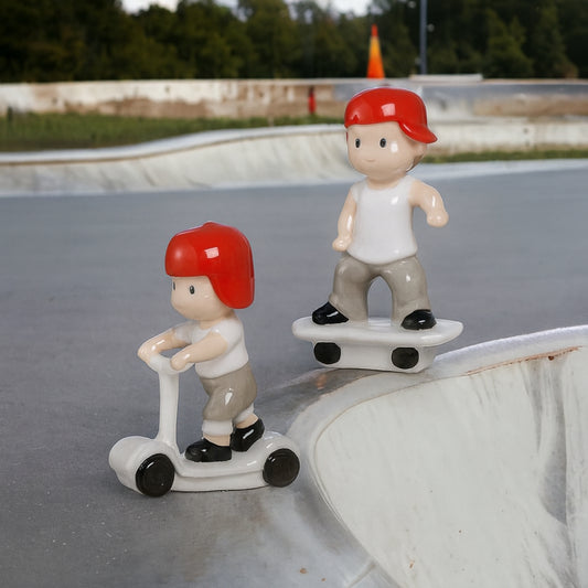Bimbo hip-hop Ilary Queen in porcellana su skate H 12 cm