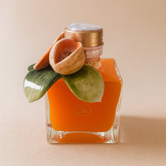 Bottiglia limoncello 200 ml Dea Capodimonte in ceramica artistica dipinta a mano
