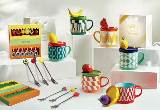 Brandani I Fruttosi - Set Posate e Mug in Porcellana Decorata
