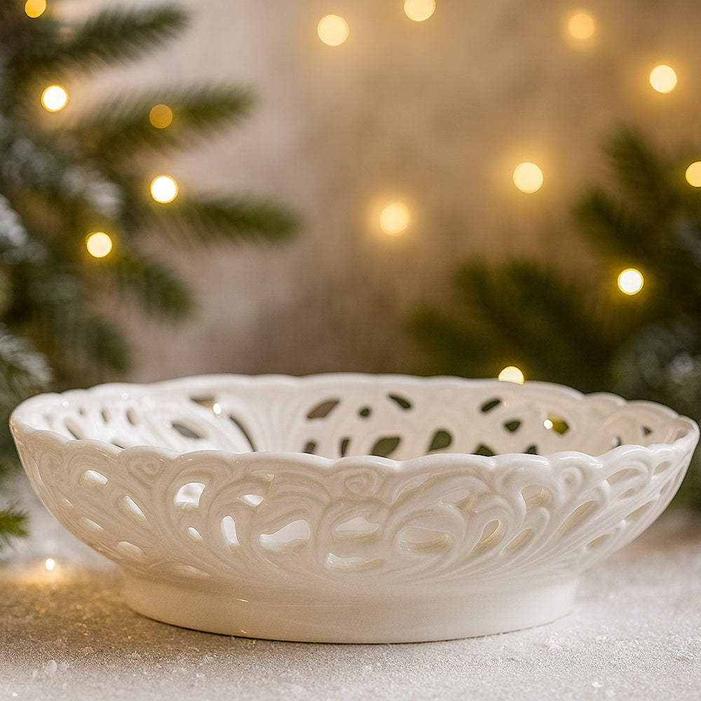 Centrotavola traforato in ceramica bianca Arte di Nacchi KF-21 34x20x9 cm