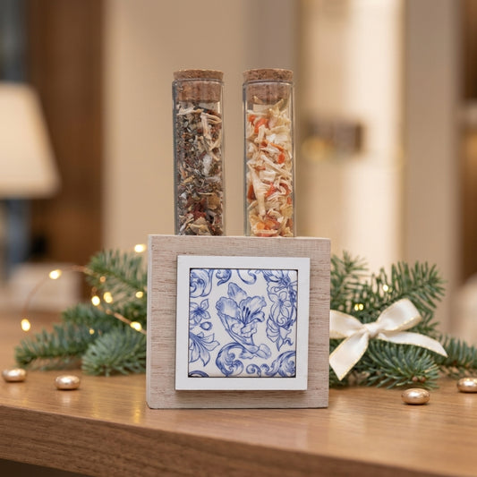 Cuorematto Portaspezie in Legno con Decoro Maiolica - D9044