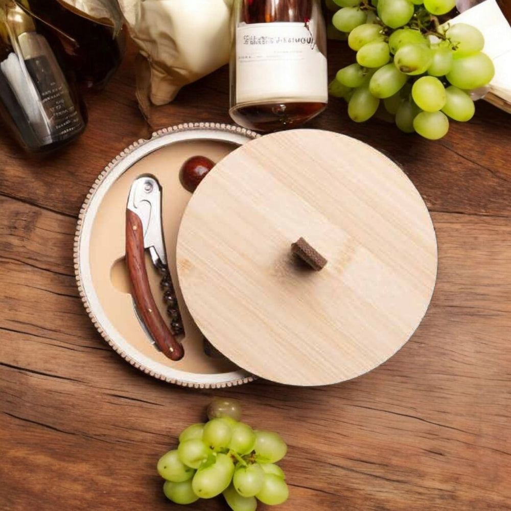 Cuorematto Scatola Rotonda in Bambù con Accessori Vino D9011