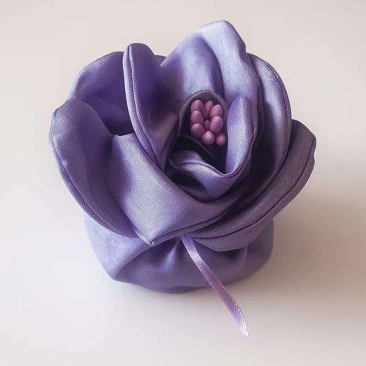 Fiore sacchetto in raso lucido 8x8cm portaconfetti