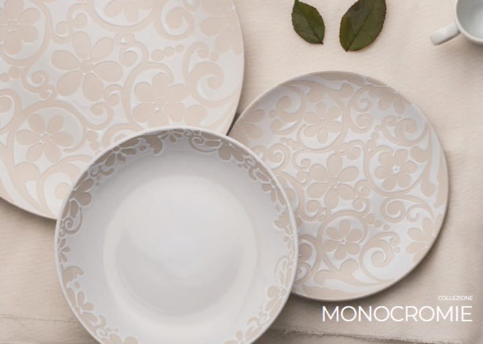 Gli Alberelli Set Tavola Piatti 18pz con Runner Decoro Monocromie in Ceramica Primavera