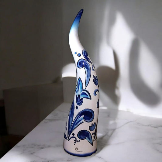 Gli Alberelli Porta Fortuna Corno in Ceramica Dipinta a Mano Decoro Blu H. 70 Cm
