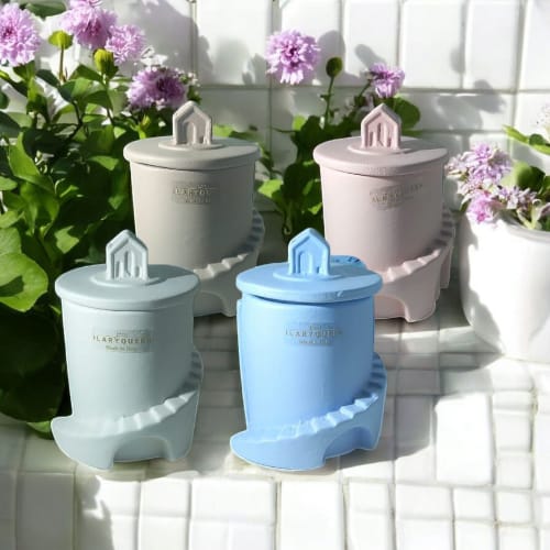 Ilary Queen – Faro Scatola con Candela Profumata in Gres 9x12 cm