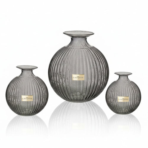 Ilary Queen Vaso a Sfera Fumè in Vetro Design Elegante 23/17/15 cm