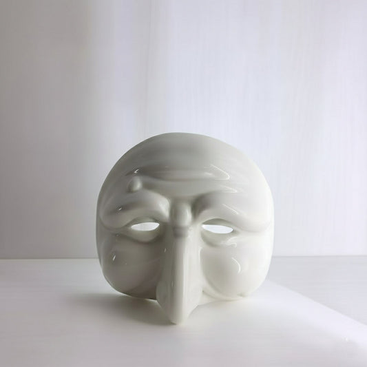Maschera Pulcinella Sharon porcellana bianca Capodimonte 13x12 cm