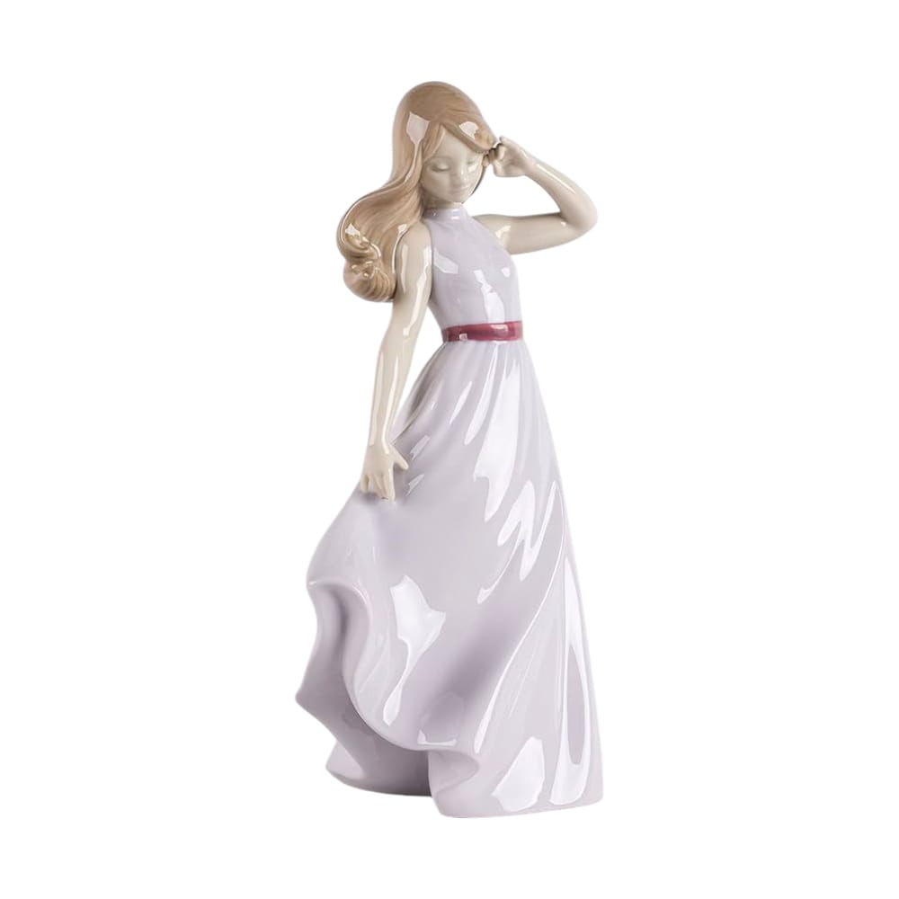 NAO by Lladrò - Piccola Lady 02001927 - Scultura in Porcellana
