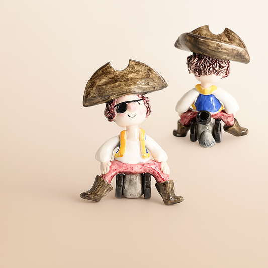 Pirata in ceramica Arthesiana dipinta a mano – Simpatica decorazione o bomboniera originale Made in Italy