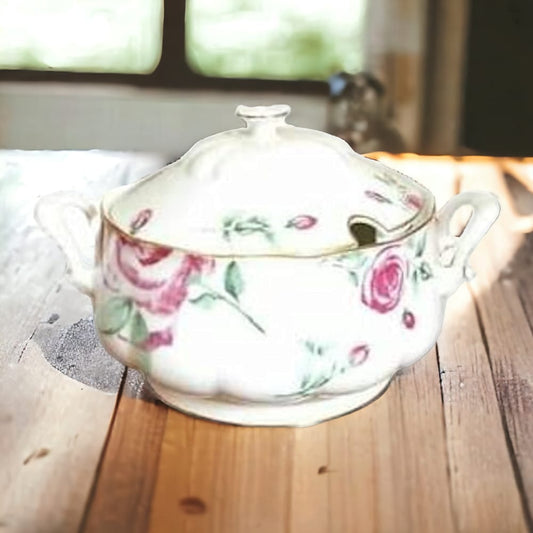 Royal Albert Decoro: Rose Clouds Zuppiera H.23x32x25cm art 704411xxz Soup Tureen 3,5 LtRoyal Albert Decoro: Rose Clouds Zuppiera H.23x32x25cm art 704411xxz Soup Tureen 3,5 Lt