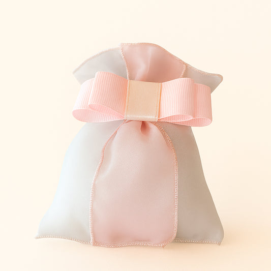 Sacchettino in organza satinata grigio rosa 12x9cm con fiocco