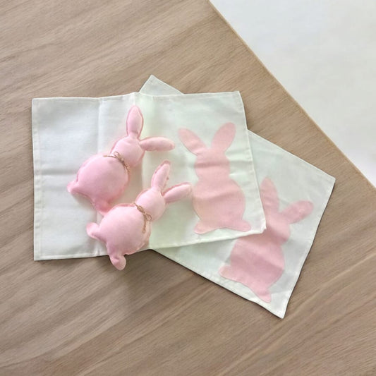 Set 2 Tovagliette Colazione Pasqua 41x29,5 cm con 2 Coniglietti Decorativi 19x10 cm
