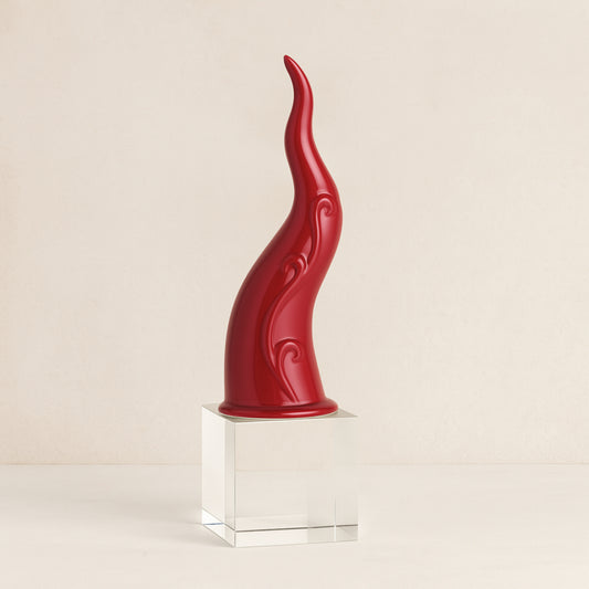 Sharon Corno Portafortuna In Porcellana su Cubo in Cristallo Rosso H29 Cm