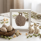Spago di Terra Quadro Campana Tortora Ceramica con Cornice Legno 15x15 cm