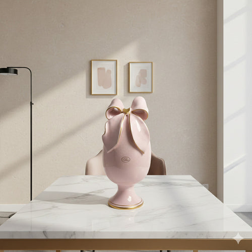 Dea Capodimonte Uovo con Fiocco Oro in Ceramica Cipria H 26