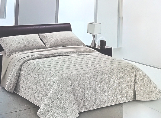 Coordinato Letto Zaira – Copriletto Jacquard + Completo Letto in Cotone